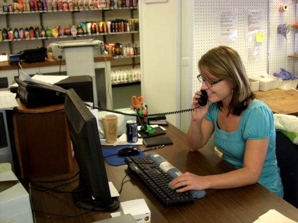 Kari helping a customer